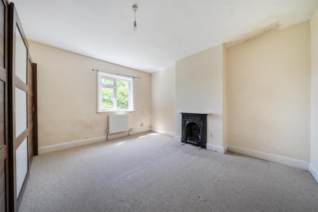 House in Dorchester, Dorset - View 4