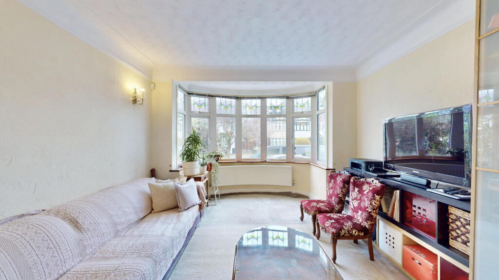 4 bedroom property for sale in Foresters Drive, London, E17 – pohled 2
