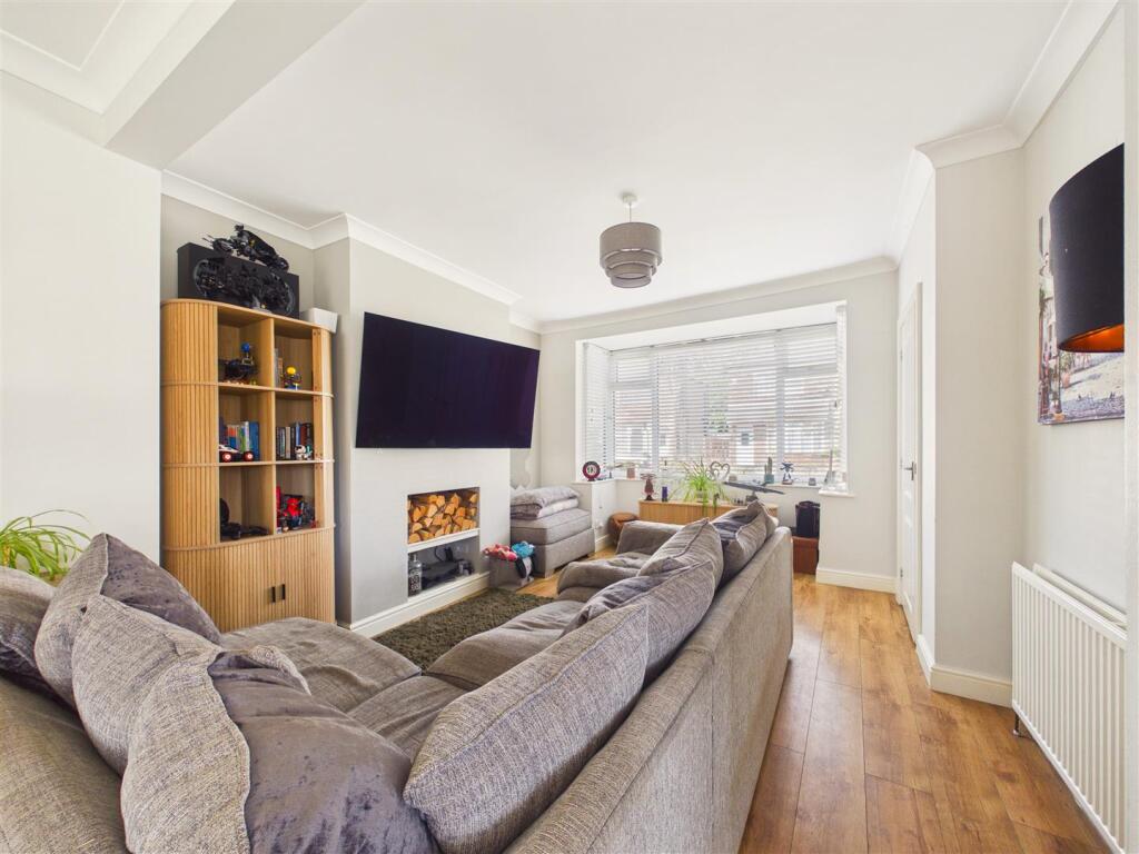 House in Hull, Kingston upon Hull - View 3