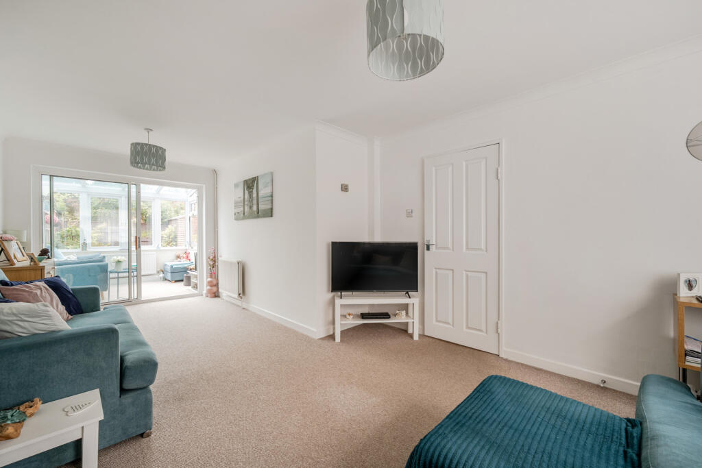 House in Kingston upon Thames - View 3