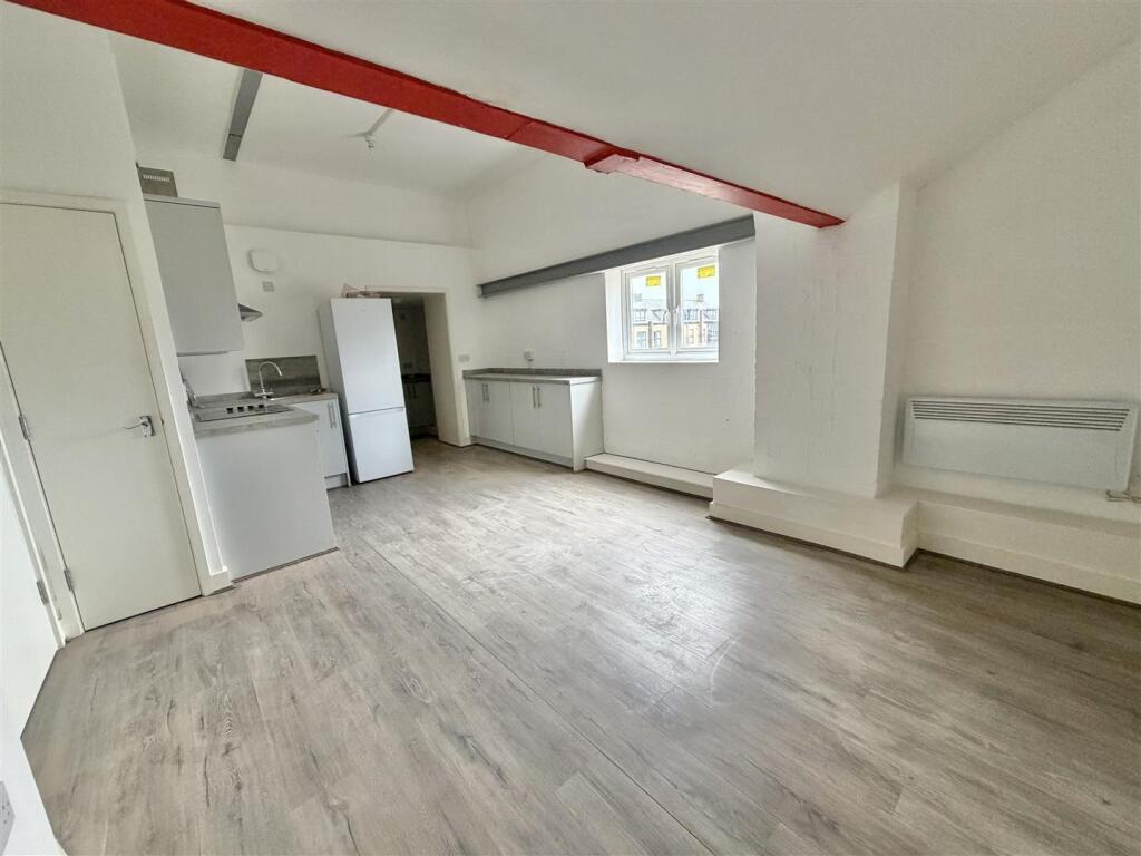 Main image of property: 2 BED, Ware