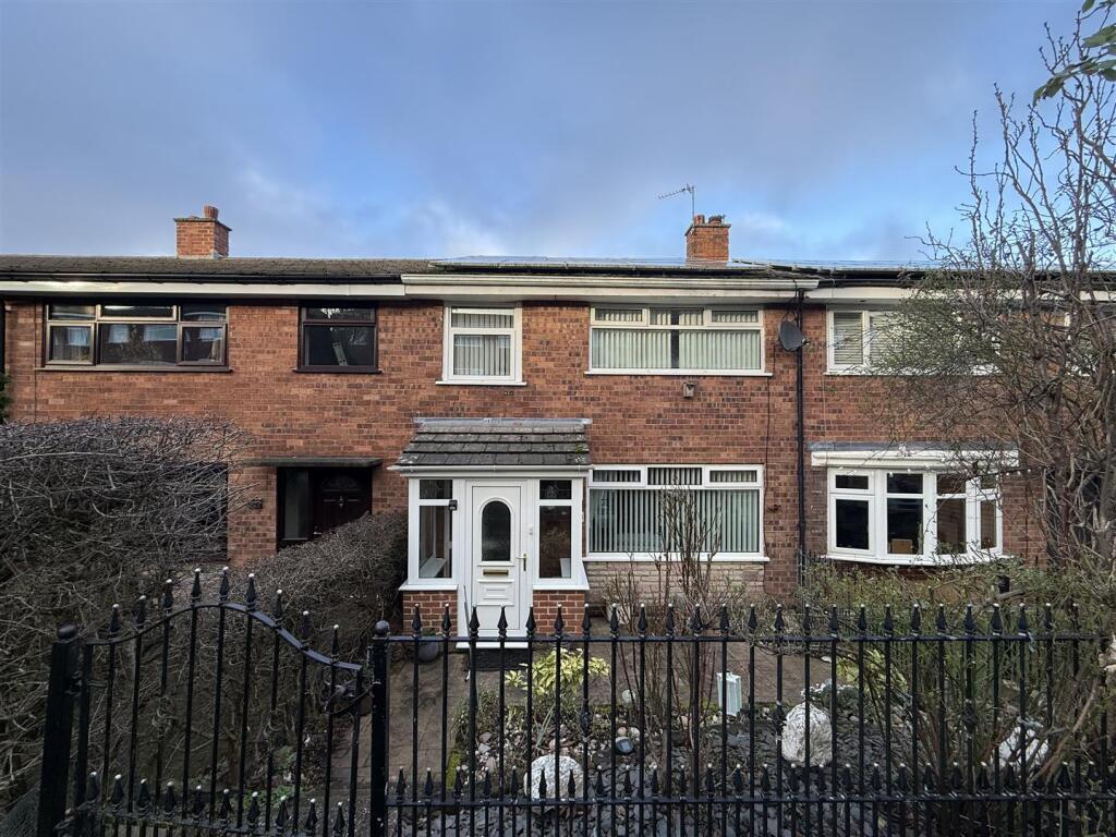 Main image of property: Elm Tree Close, Stalybridge