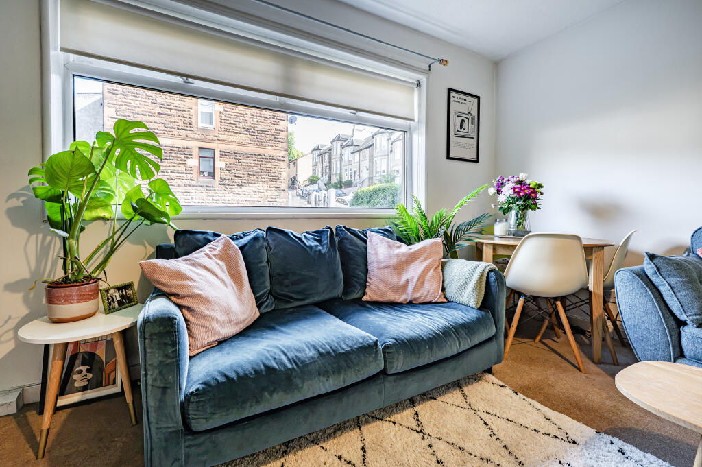 Apartment in Glasgow, South Lanarkshire - View 5