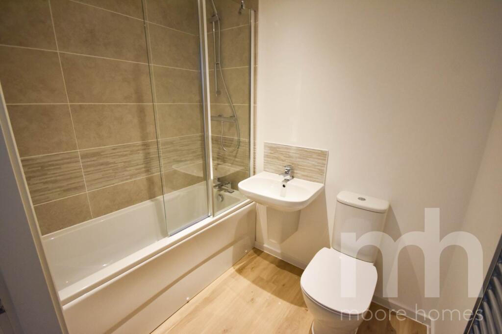 Apartment in Stockport - View 5