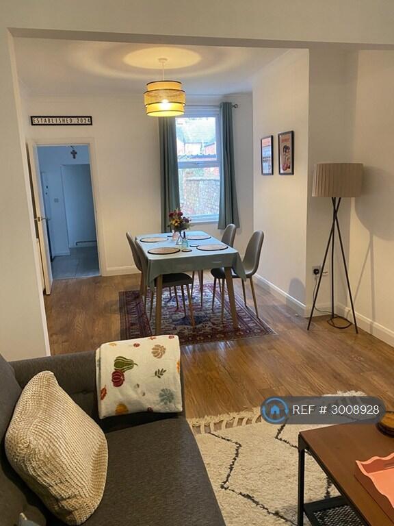 House in Northampton - View 4