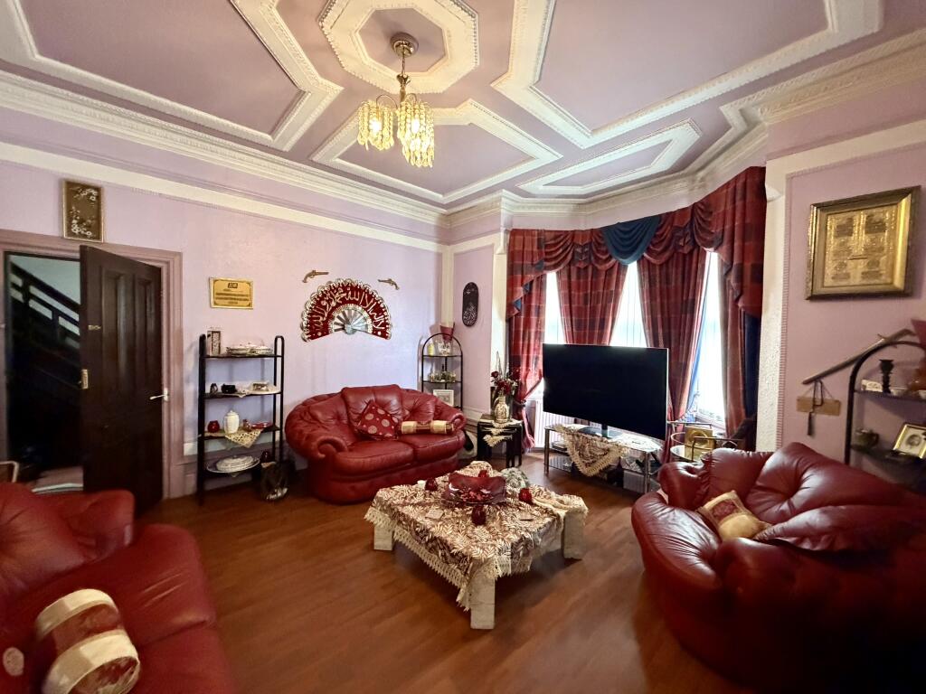 House in Manchester, Abbey Hey, Gorton - View 5