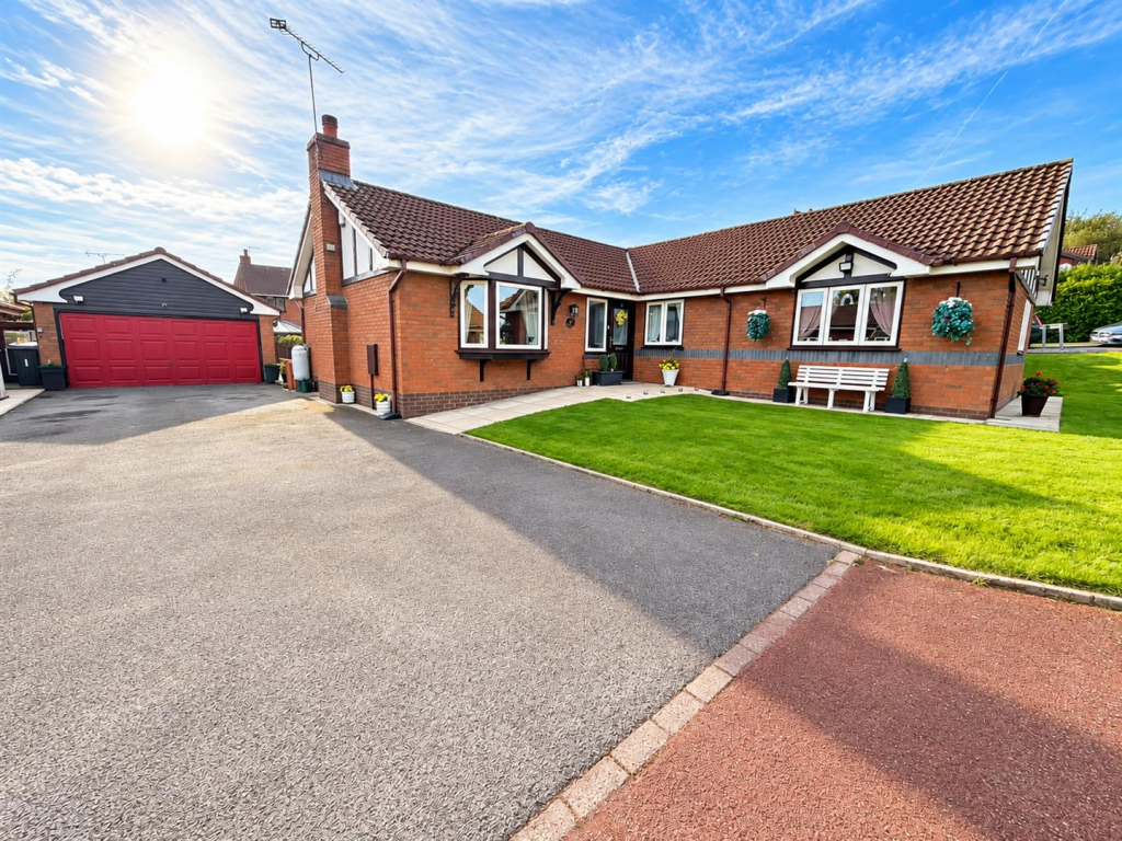 Main image of property: Newcroft, Failsworth, Manchester