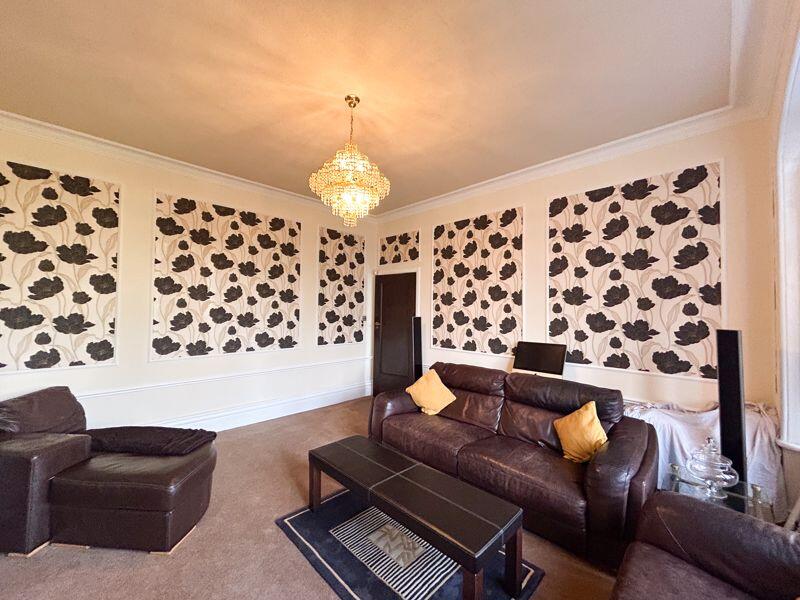 Substantial Detached Family Home - 101 Newton Drive, Blackpool, FY3 8LZ photo 4