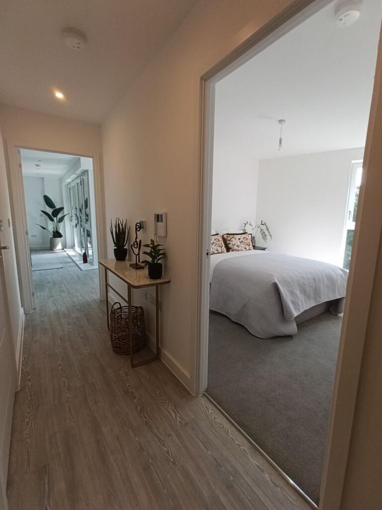Apartment in Brighton - View 4