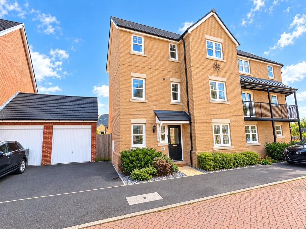 Main image of property: Barland Way, Aylesbury, Buckinghamshire