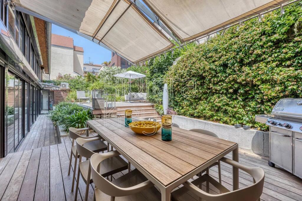 Main image of property: Provence-Alps-Cote d`Azur, Alpes-Maritimes, Cannes