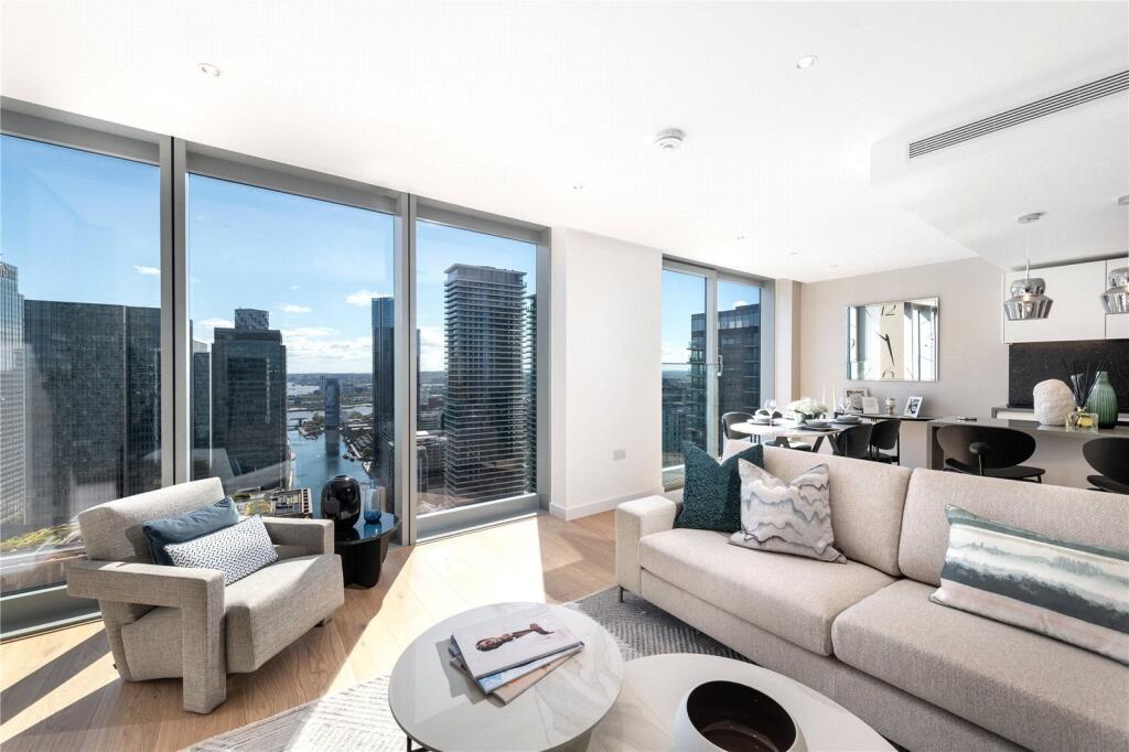 Main image of property: Landmark Pinnacle, Marsh Wall, London, E14