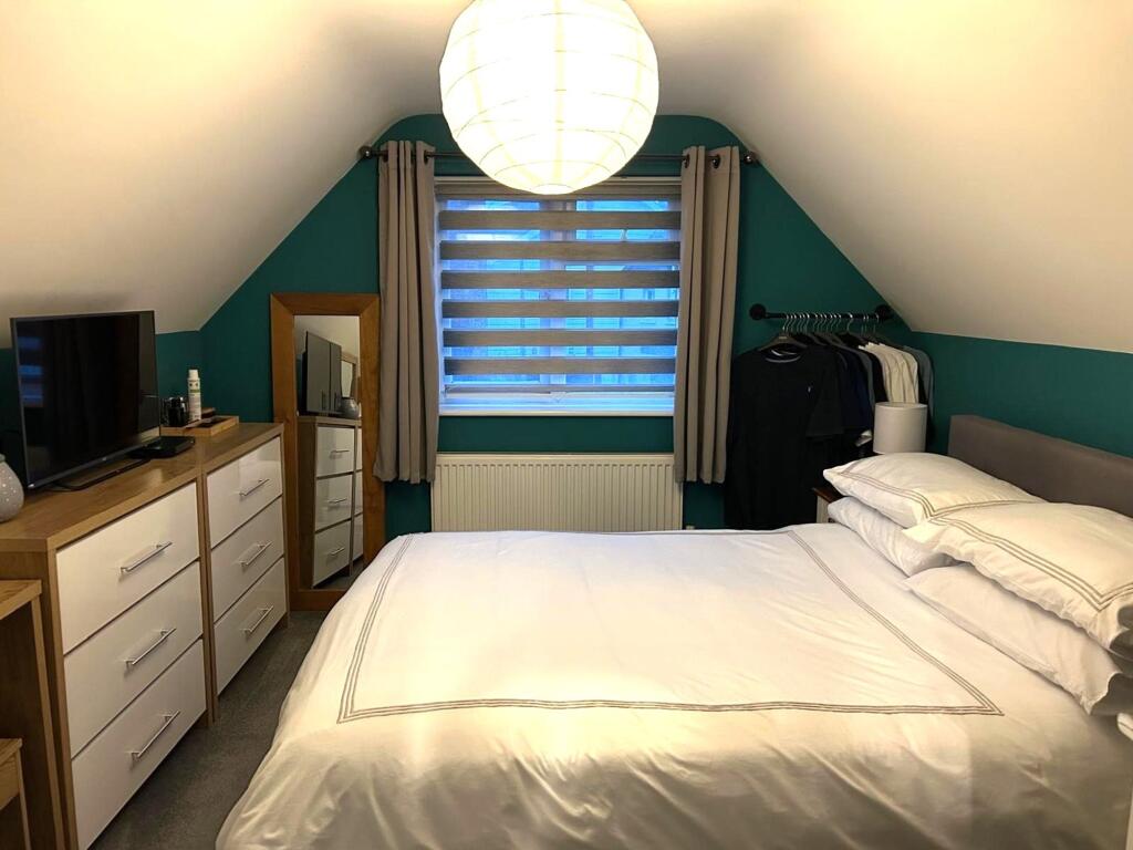 House in Tonbridge - View 5