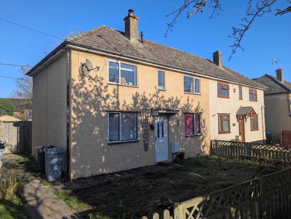 Main image of property: Burford Road, Witney, OX28