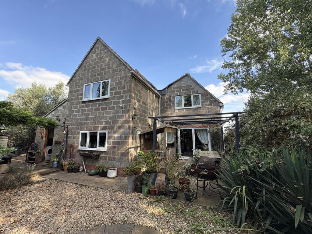 Main image of property: Westonzoyland Road, Bridgwater