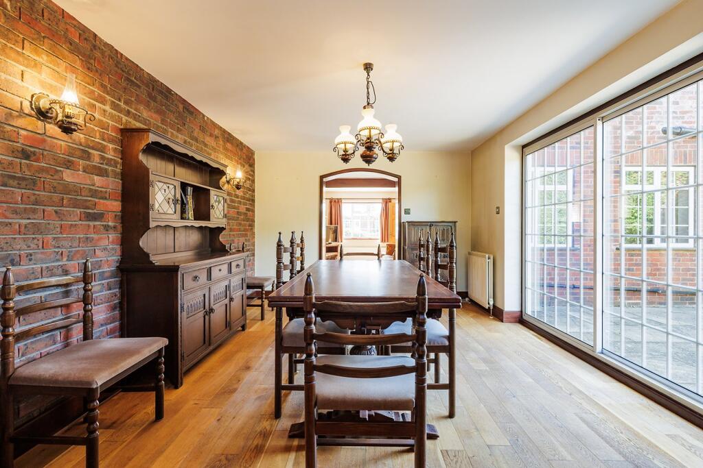 House in Guildford, Surrey - View 5