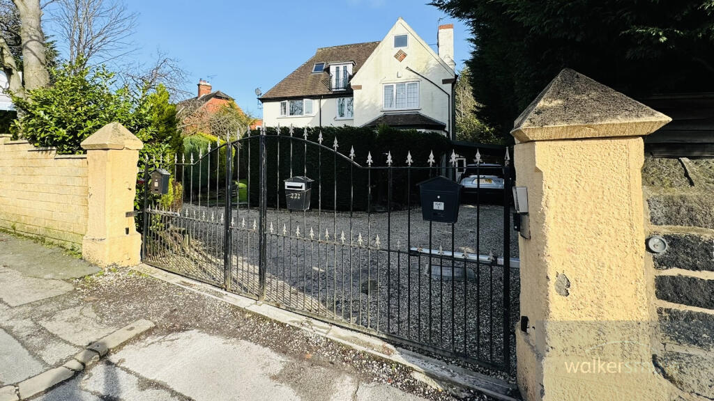 Main image of property: Otley Road, West Park, Leeds, West Yorkshire