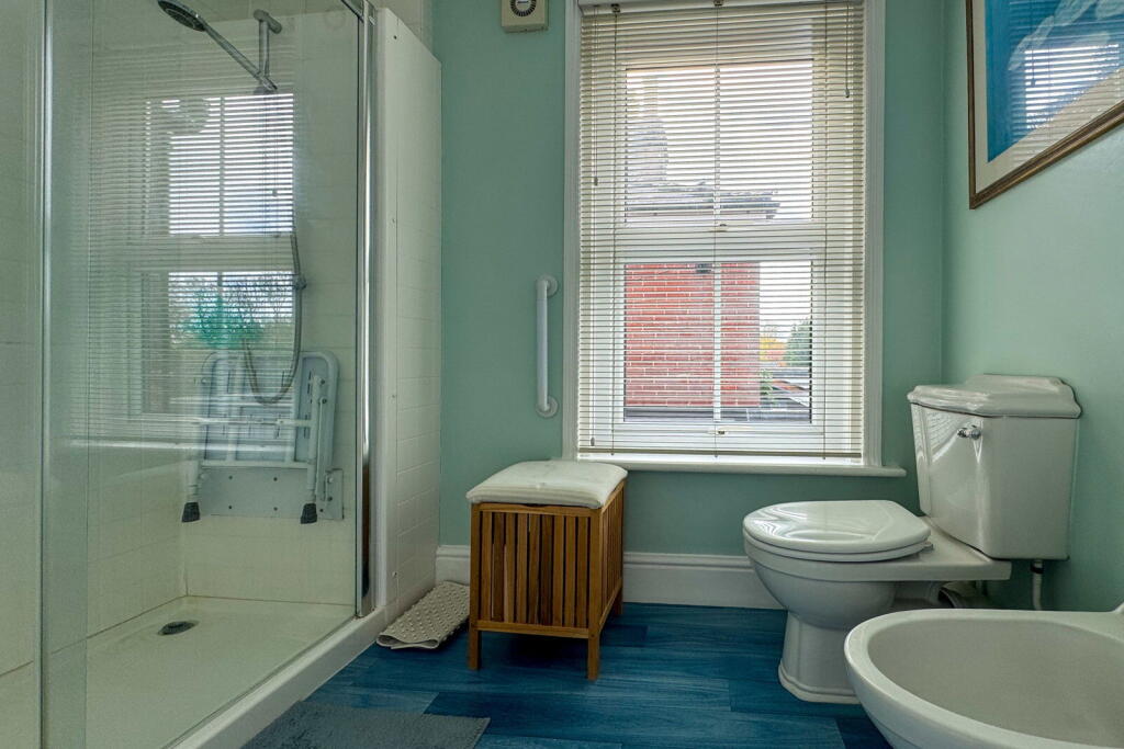 House in Southampton - View 4