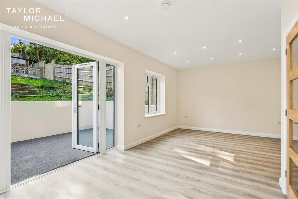 Dale View, Hove photo 4