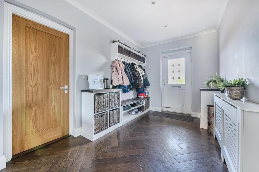 House in Horsham, Storrington and Sullington - View 5