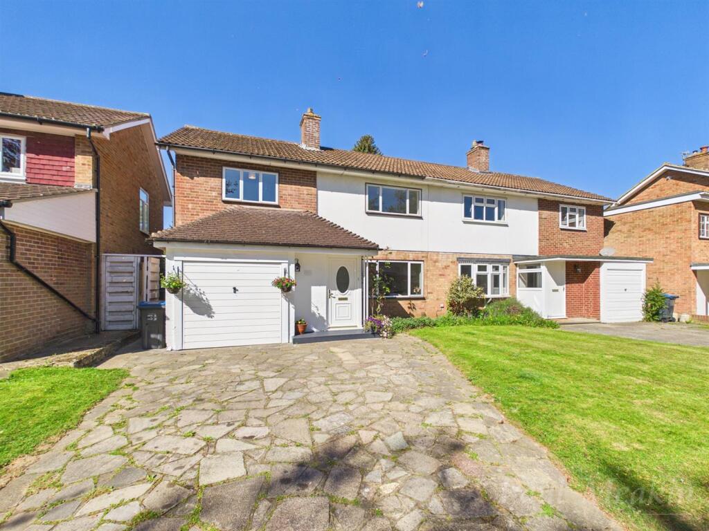 3-bed semi-detached on Falconwood Road, Croydon, £550,000