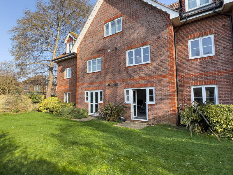 Main image of property: Hawthorn Road, Bognor Regis