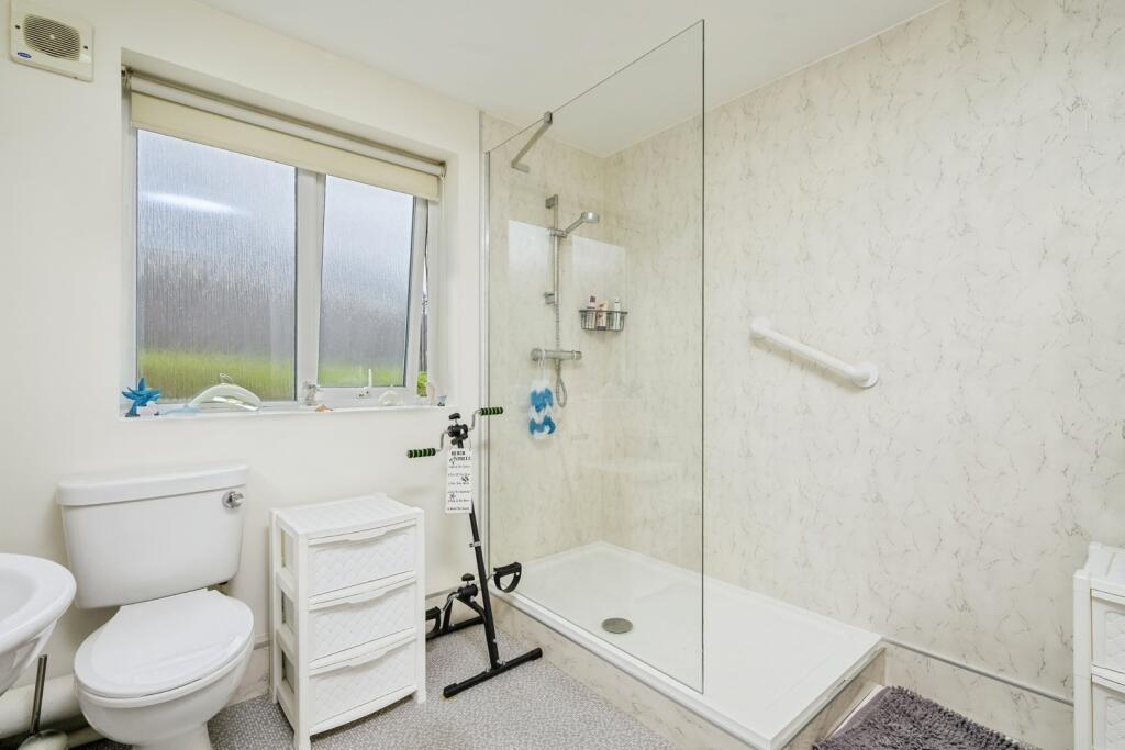 Apartment in Plymouth - More