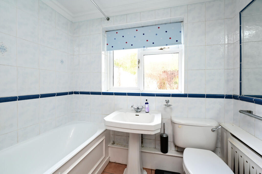 House in Sandhurst - View 5