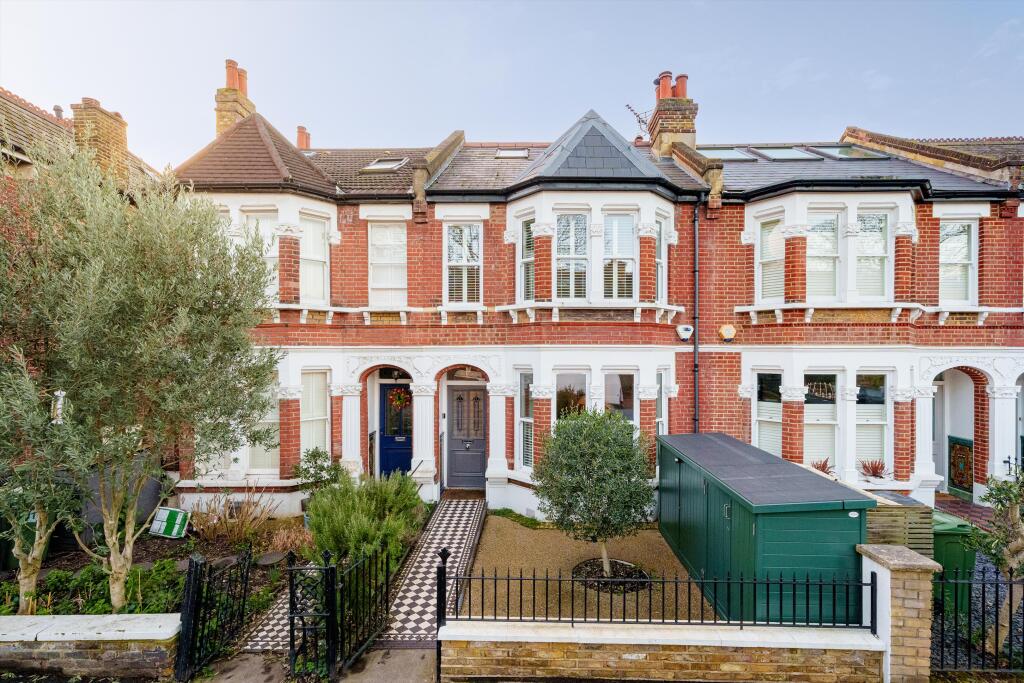 Main image of property: Clive Road, London SE21