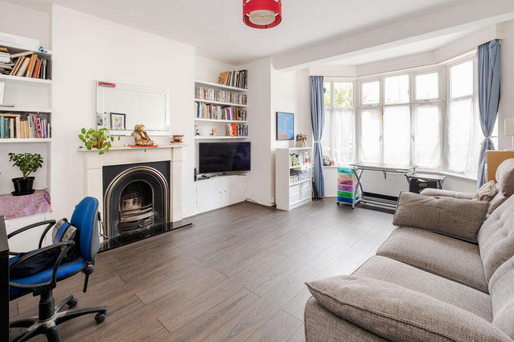 Apartment in London - View 4