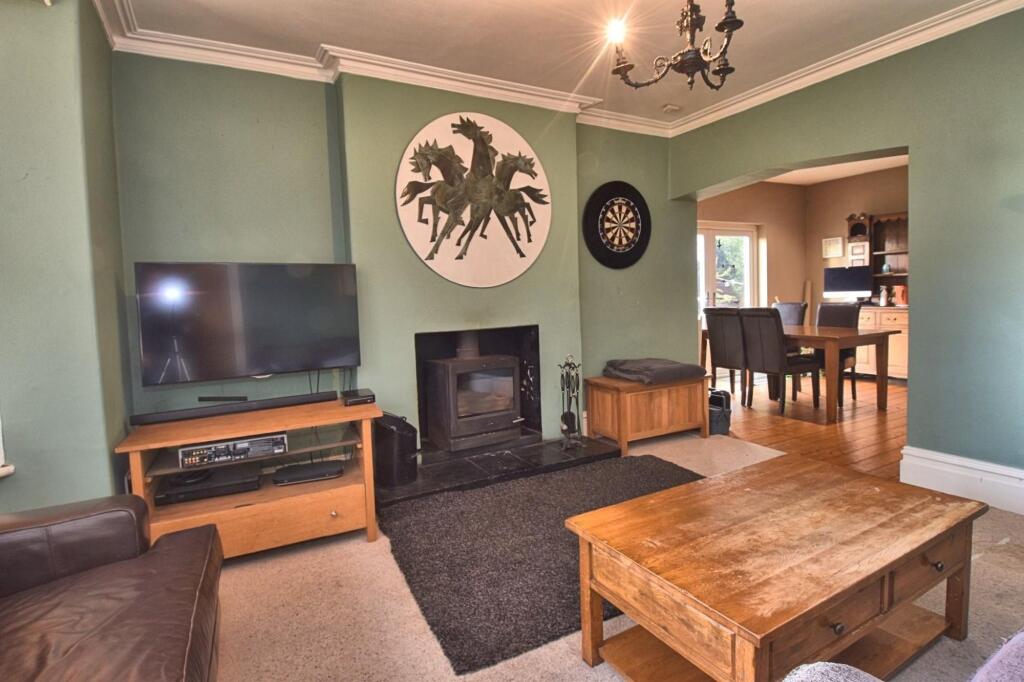 House in Gellifor, Llangynhafal - View 3