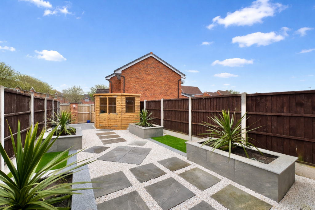 Sandwell Avenue,  Thornton, FY5 photo 2