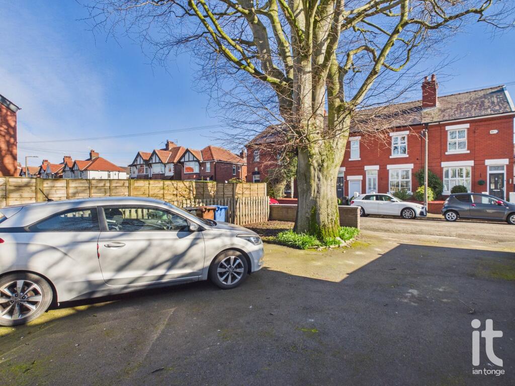 Neville Street, Hazel Grove, Stockport, SK7 photo 3