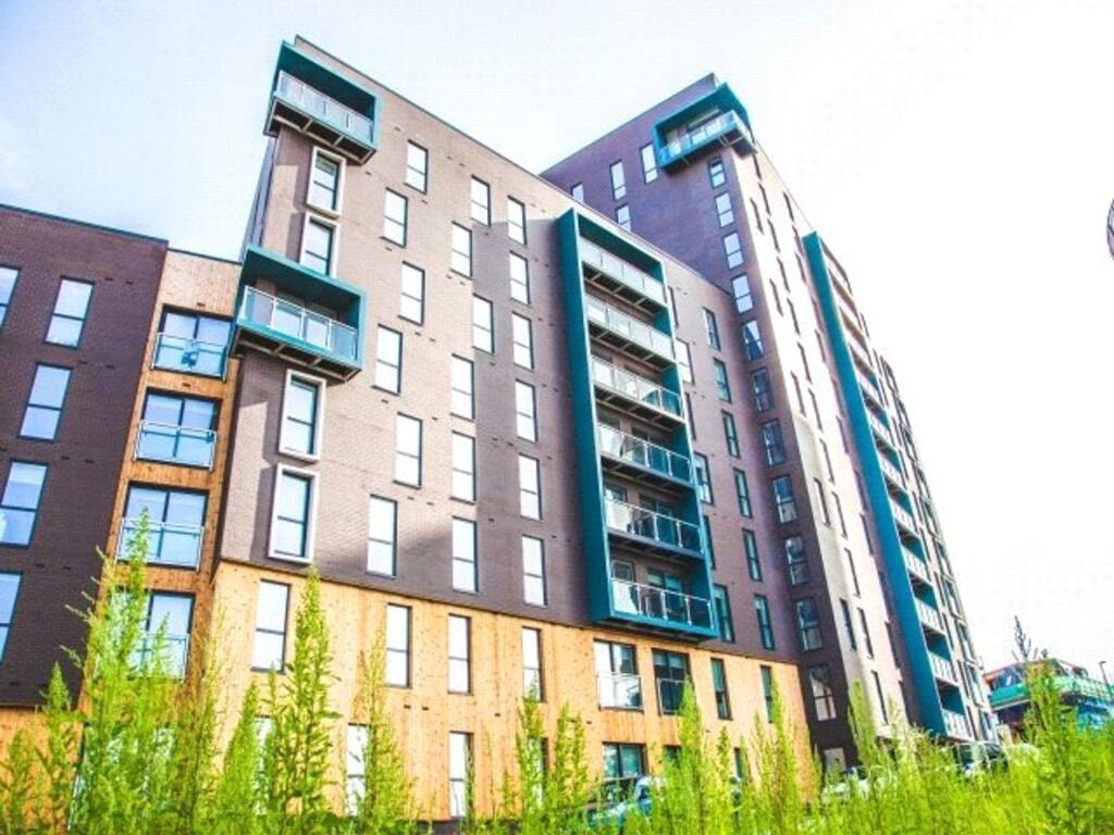 Main image of property: Cross Green Lane, Leeds, LS9