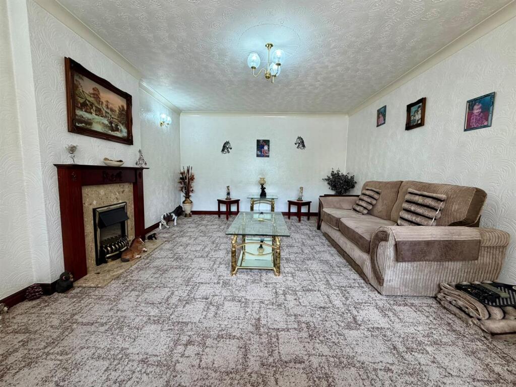 House in Pendle, Nelson - View 5