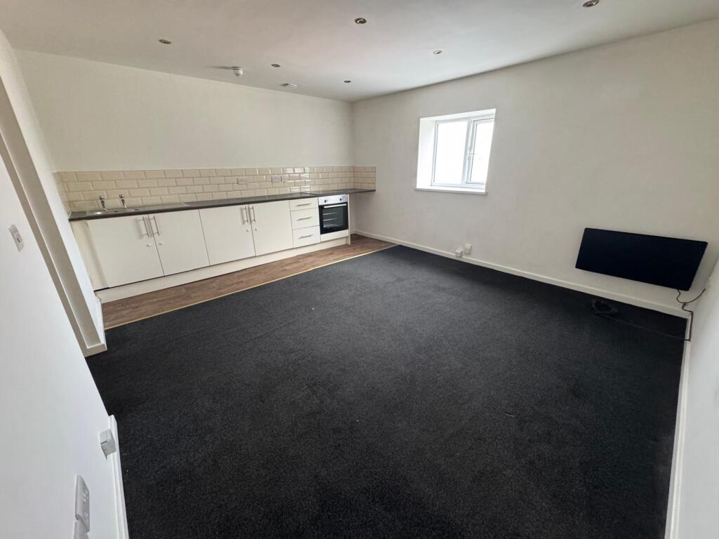 Apartment in Dudley - View 2