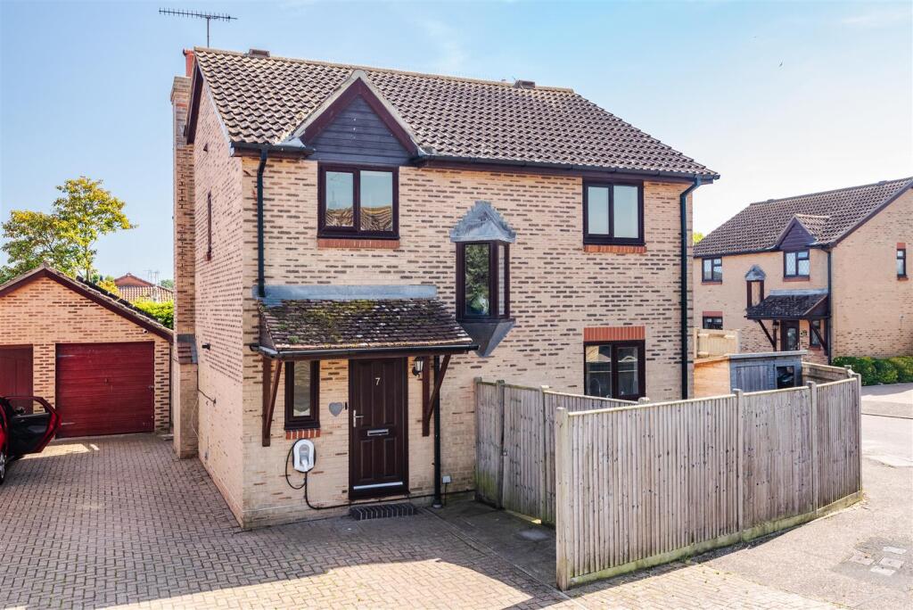 Main image of property: Steeple View, Worthing, BN13 1RP