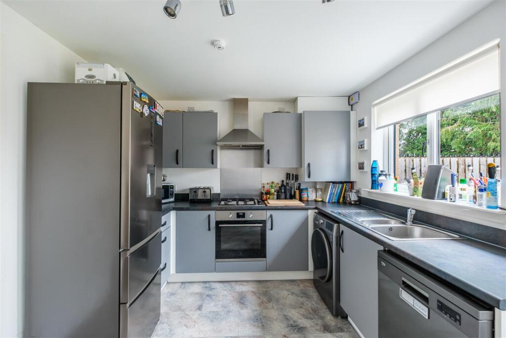 Spinner Terrace, Stonehouse - View 6