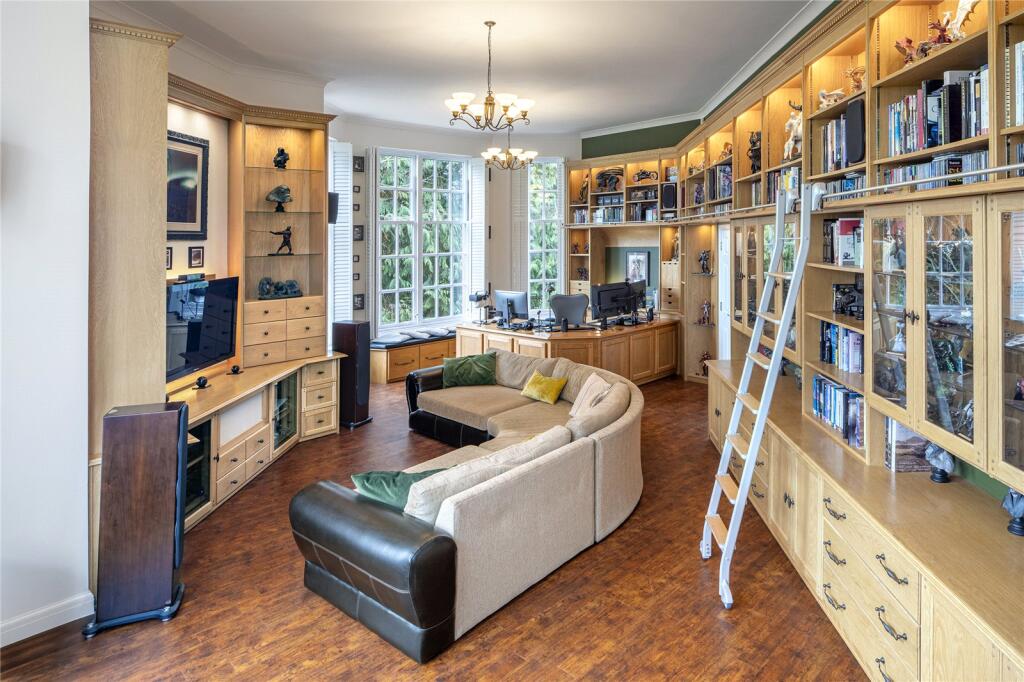 Additional image 6 of Great Leys Court, Beningfield Drive, St. Albans, Hertfordshire, AL2