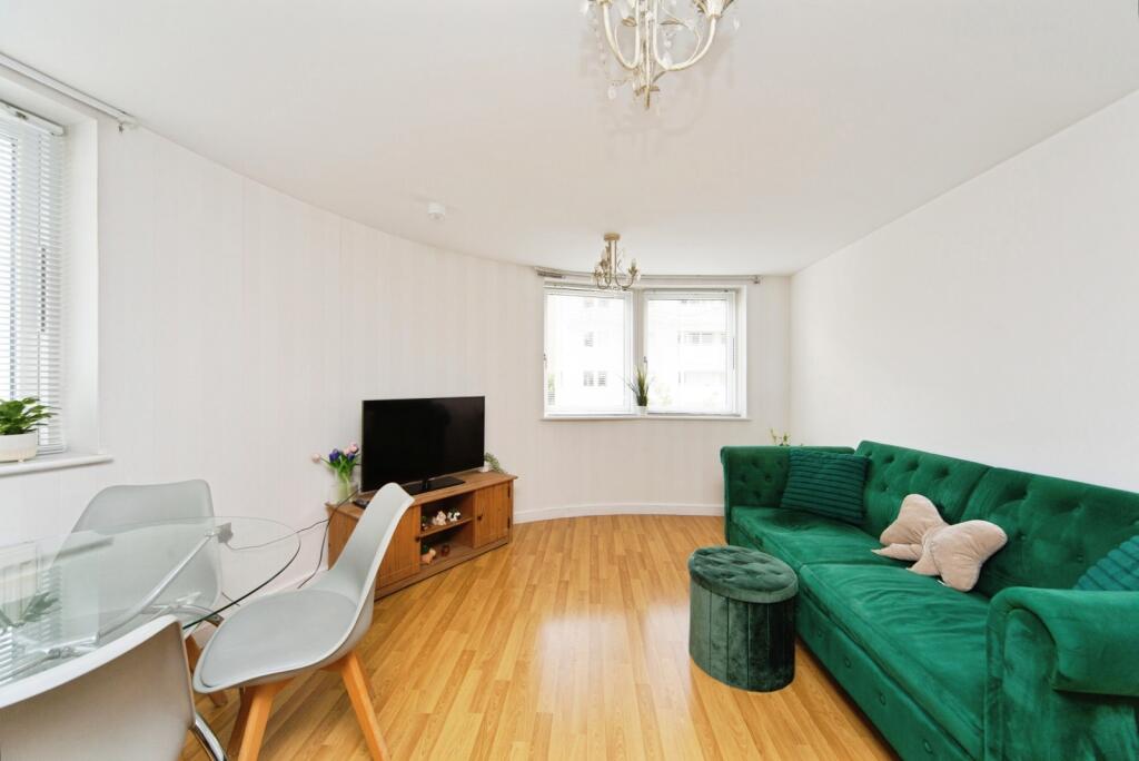 Apartment in Liverpool - View 5