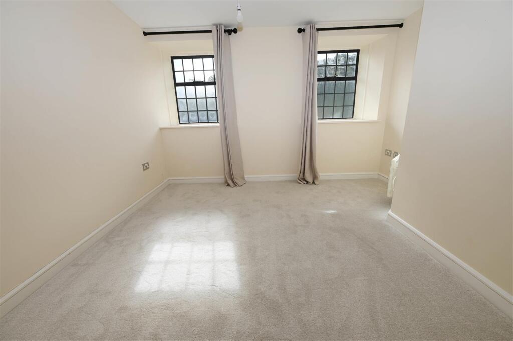 Apartment in Darlington - View 4