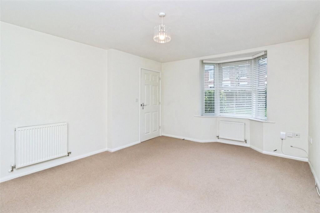 Brunswick Terrace, Stafford, Staffordshire, ST16 photo 2