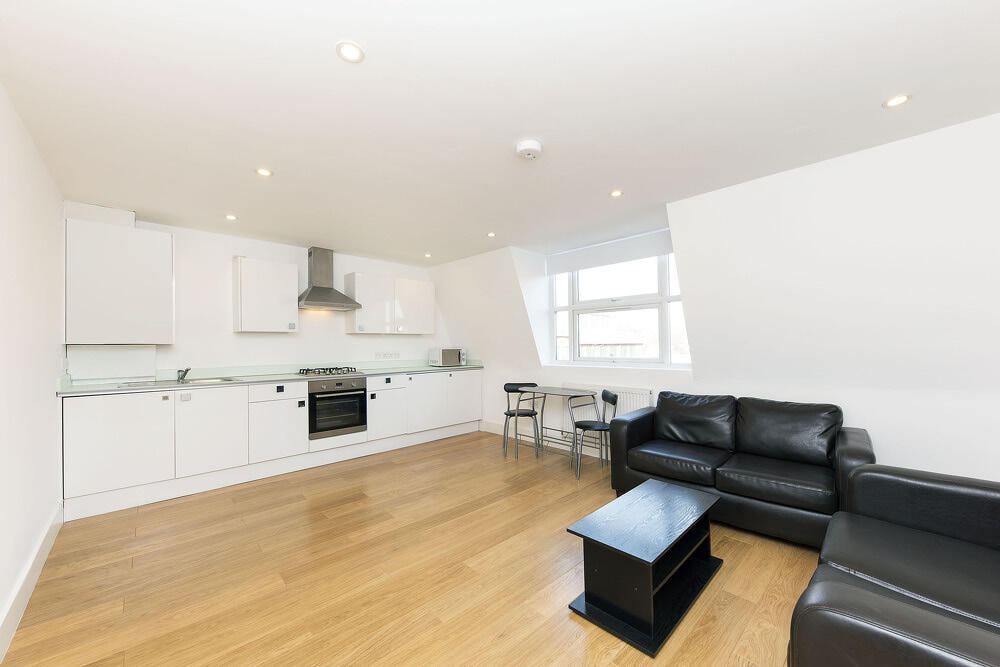 Main image of property: Worple Road Mews, SW19: 1 bed 1 rec 1 bath furn