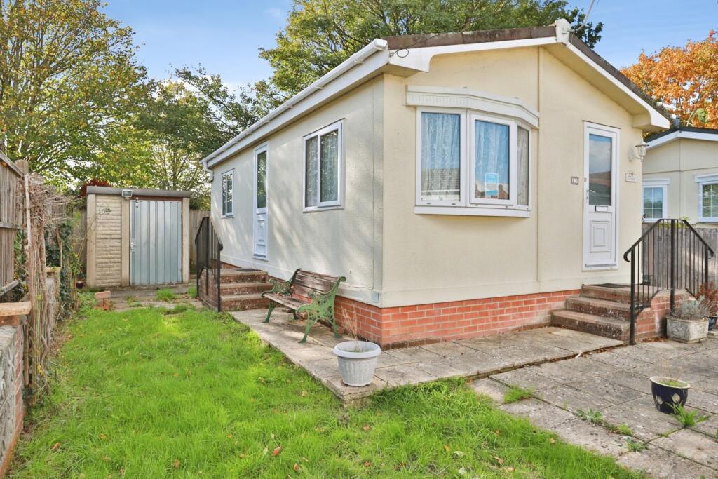 Roi-Mar Home Park, Throop Road, Bournemouth, Dorset, BH8