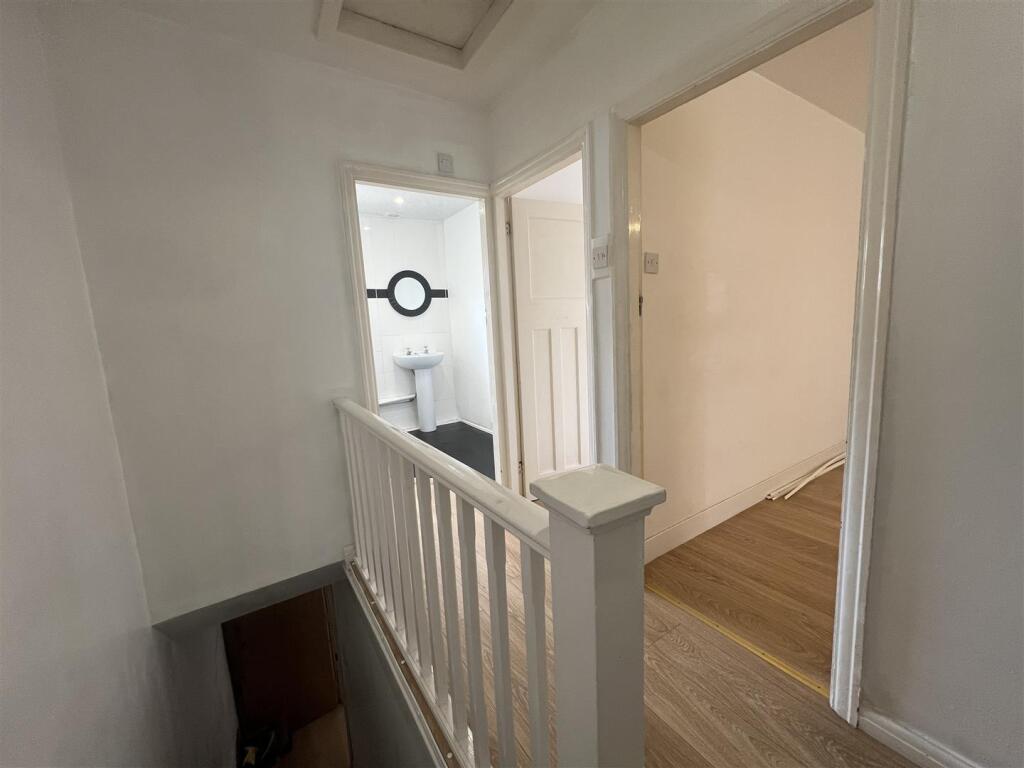 Apartment in Bristol - View 4