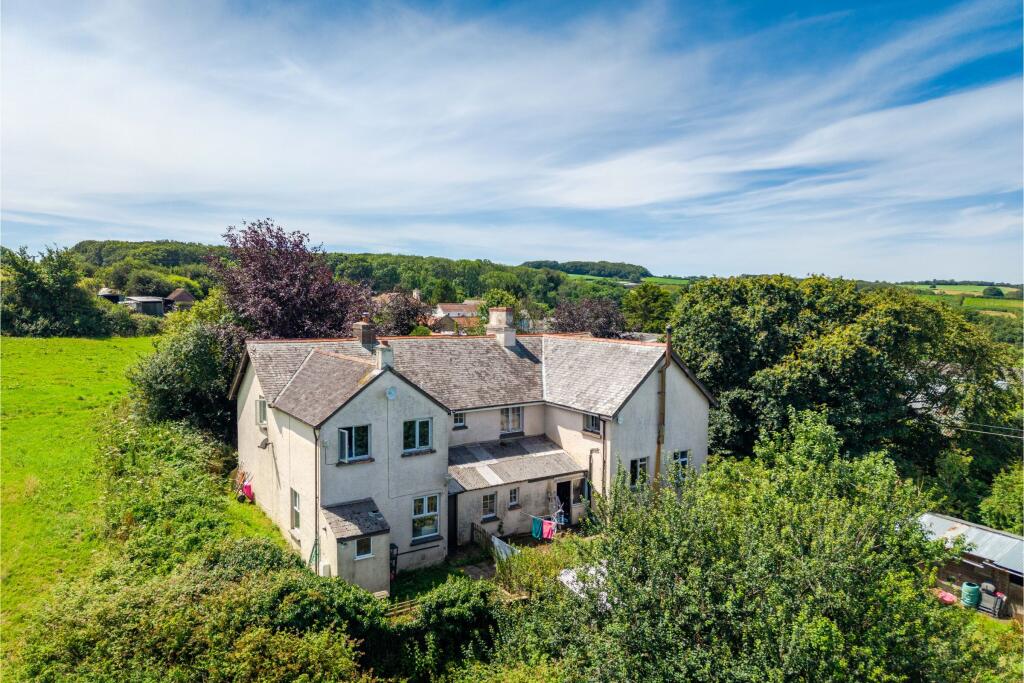 House in Exeter - View 2
