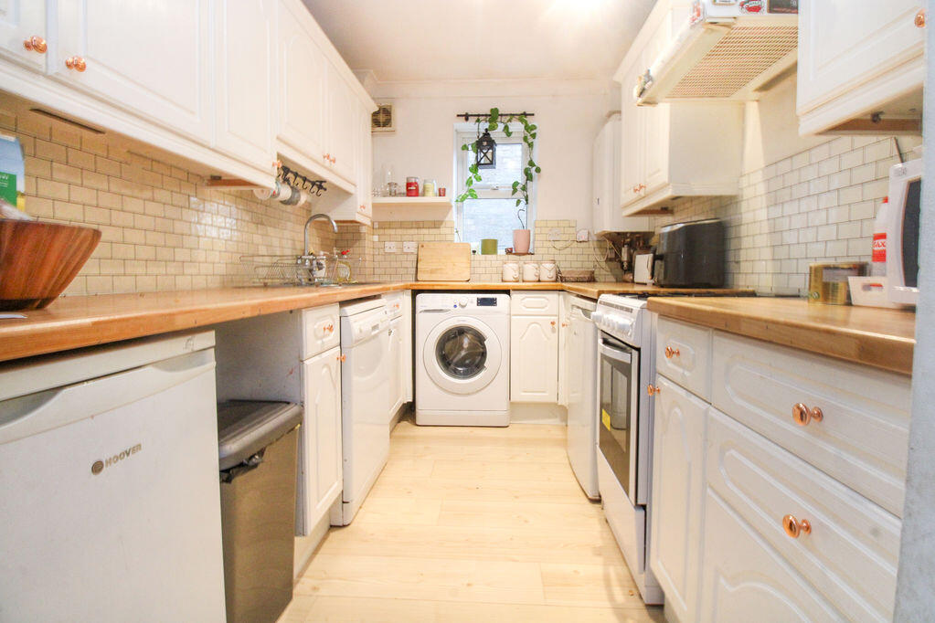 House in Milton Keynes - View 4
