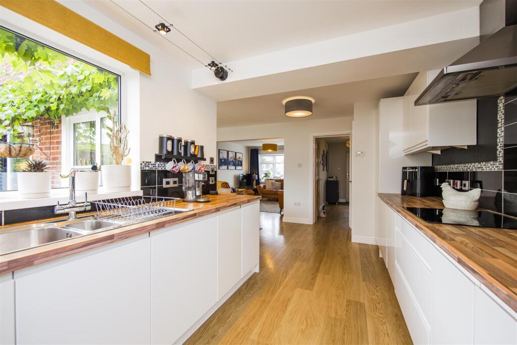 House in Rochester - View 4