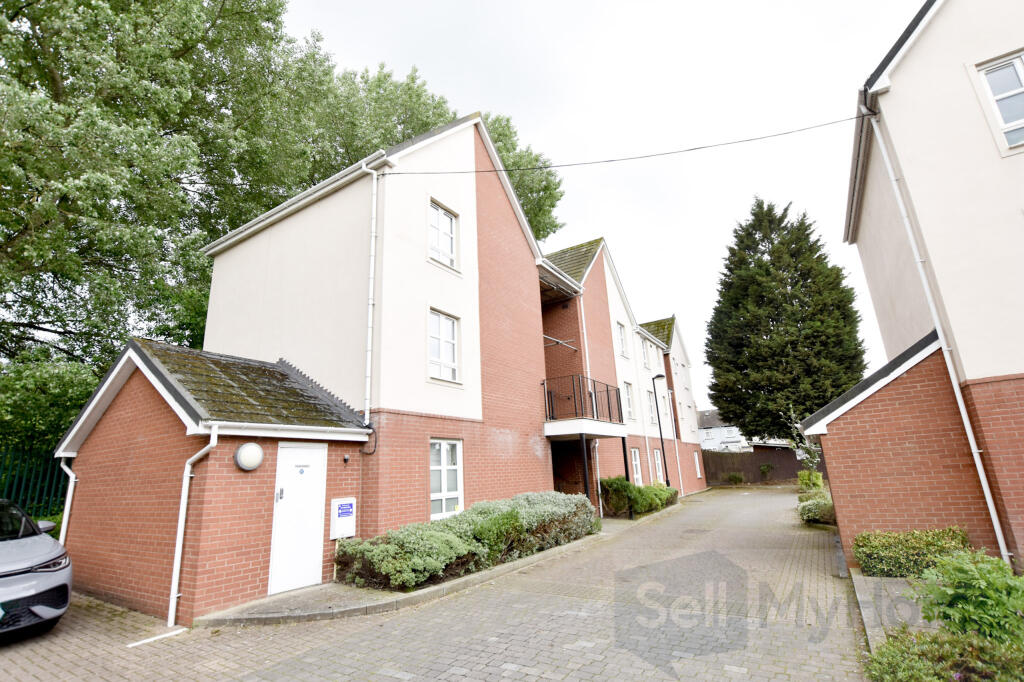 Main image of property: Heathlands Grange, Stapenhill, Burton-On-Trent, Staffordshire