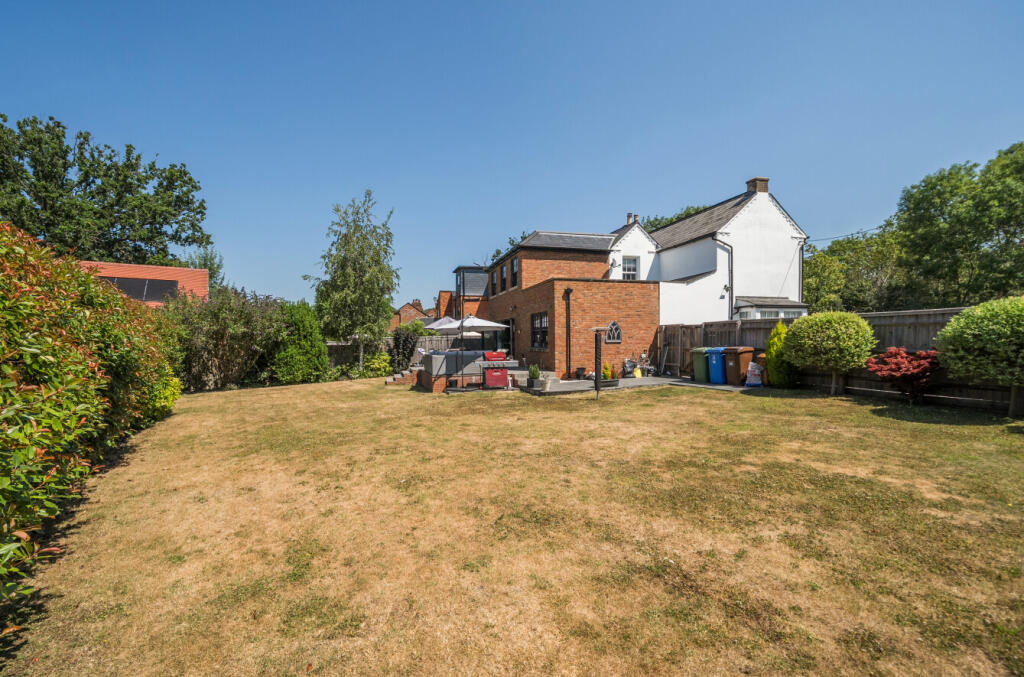 House in Berkshire, Warfield - View 4